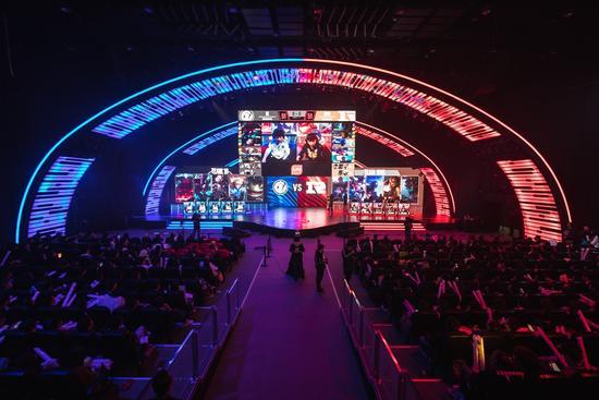 节上持续保 节上持续保