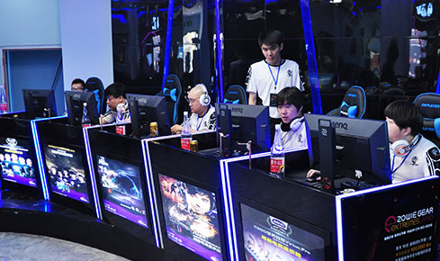 光线几乎消 光线几乎消